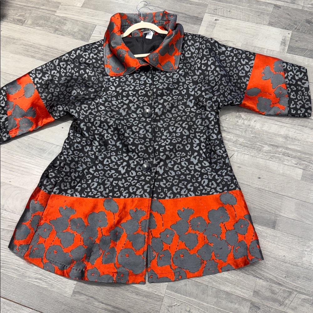 Black & Red Patterned Button-Up Jacket - image 4